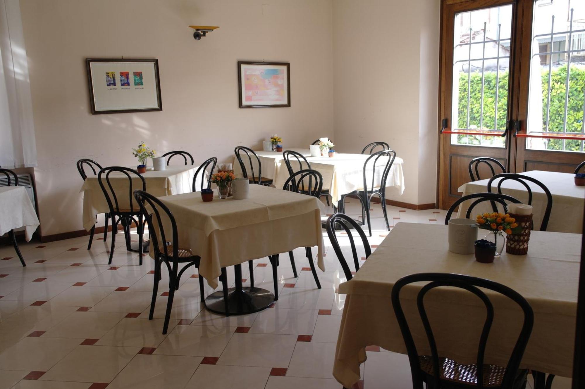 Hotel Armando' S Sulmona Esterno foto